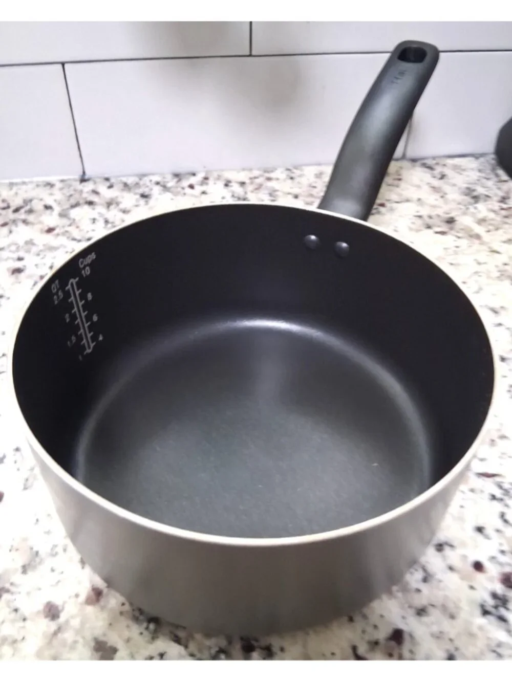 T-fal Heat Mastery Non-Stick Saucepan Black measurements inside pan 2.5 qt